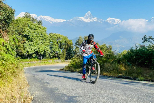 Annapurna Circuit and Mustang Mountain Bike Tour
