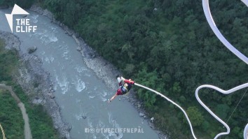 Kushma Bungee Jumping
