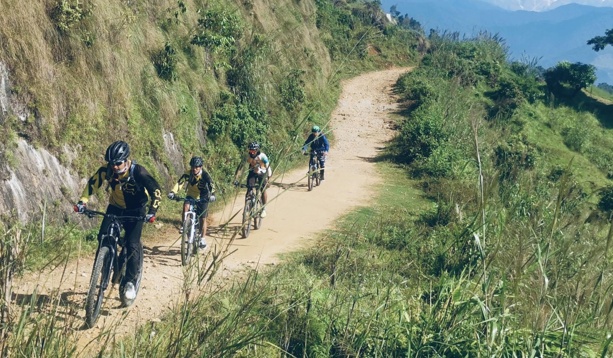 Mountain Biking from Jomsom to Muktinath and Back